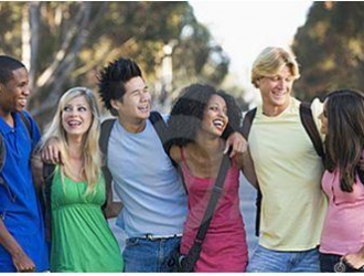 Jóvenes y la Residencia universitaria Stma. Trinidad de Bilbao